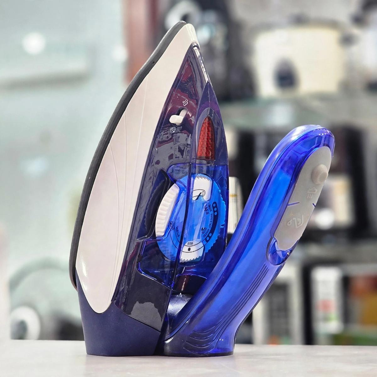 Travel Steam Iron 900-1100W