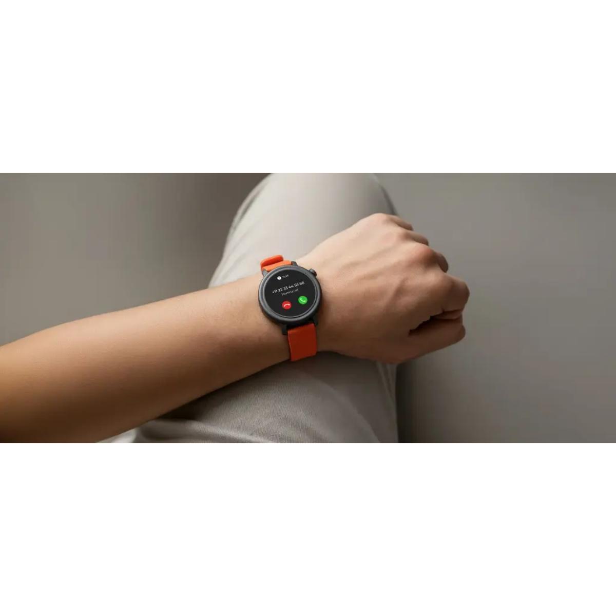 AMOLED Smartwatch with Bluetooth Calling,