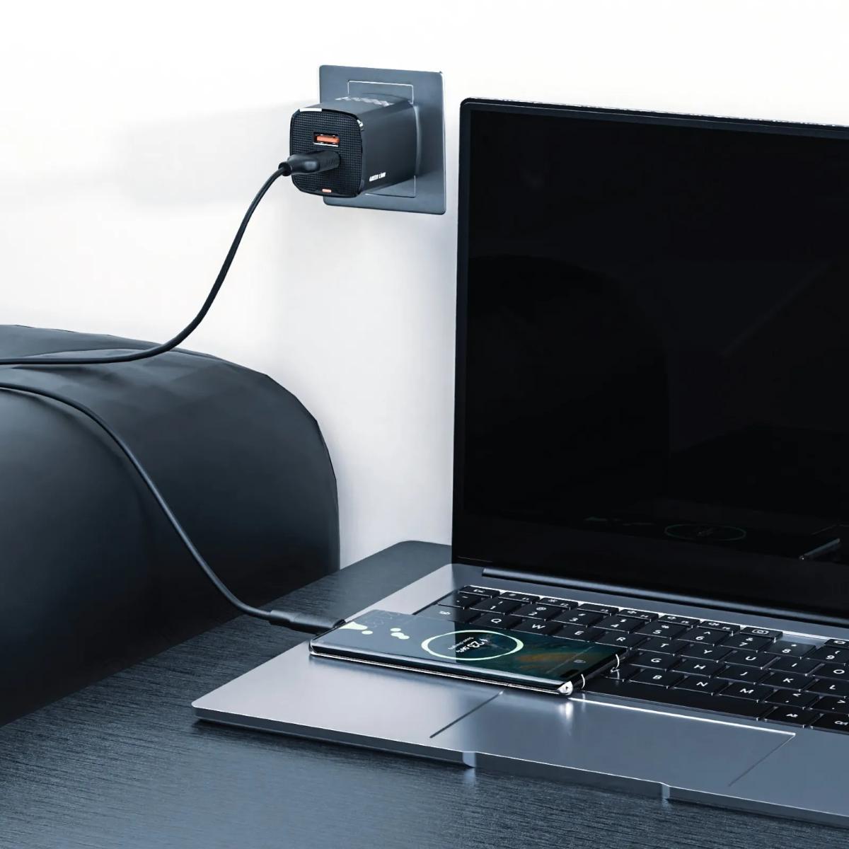 Green Lion Dual Port Wall Charger (UK Plug)