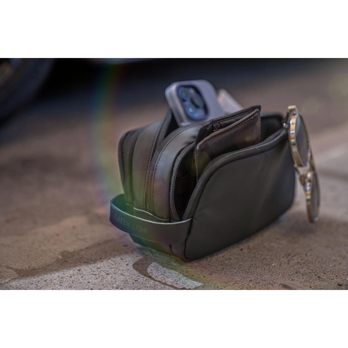 Green Lion Elegant Pouch