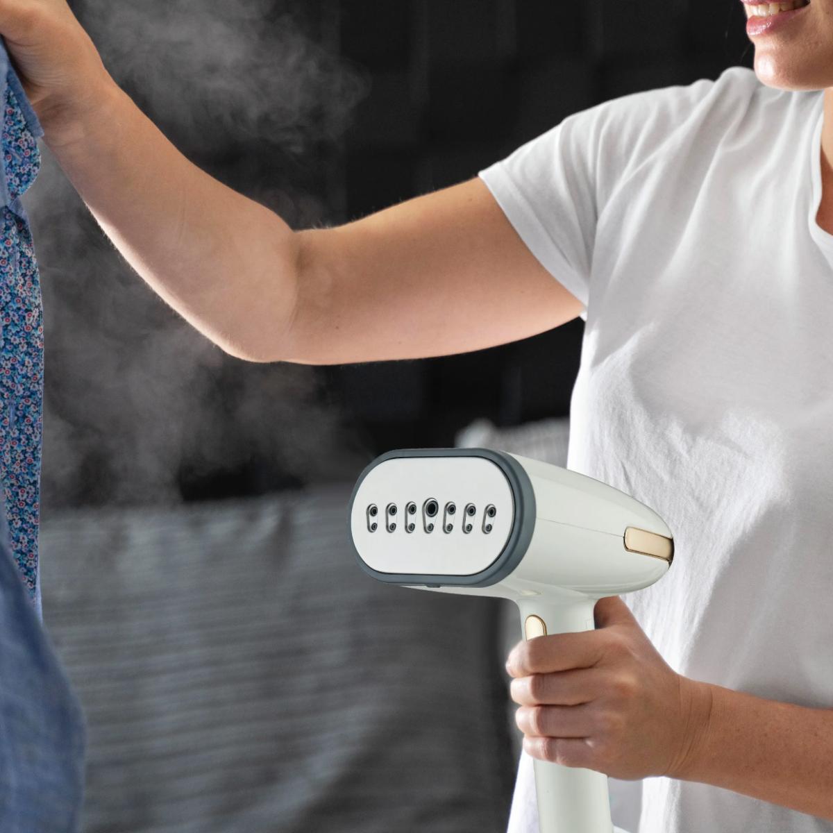 Green Lion Steam 1800W Garment Steamer