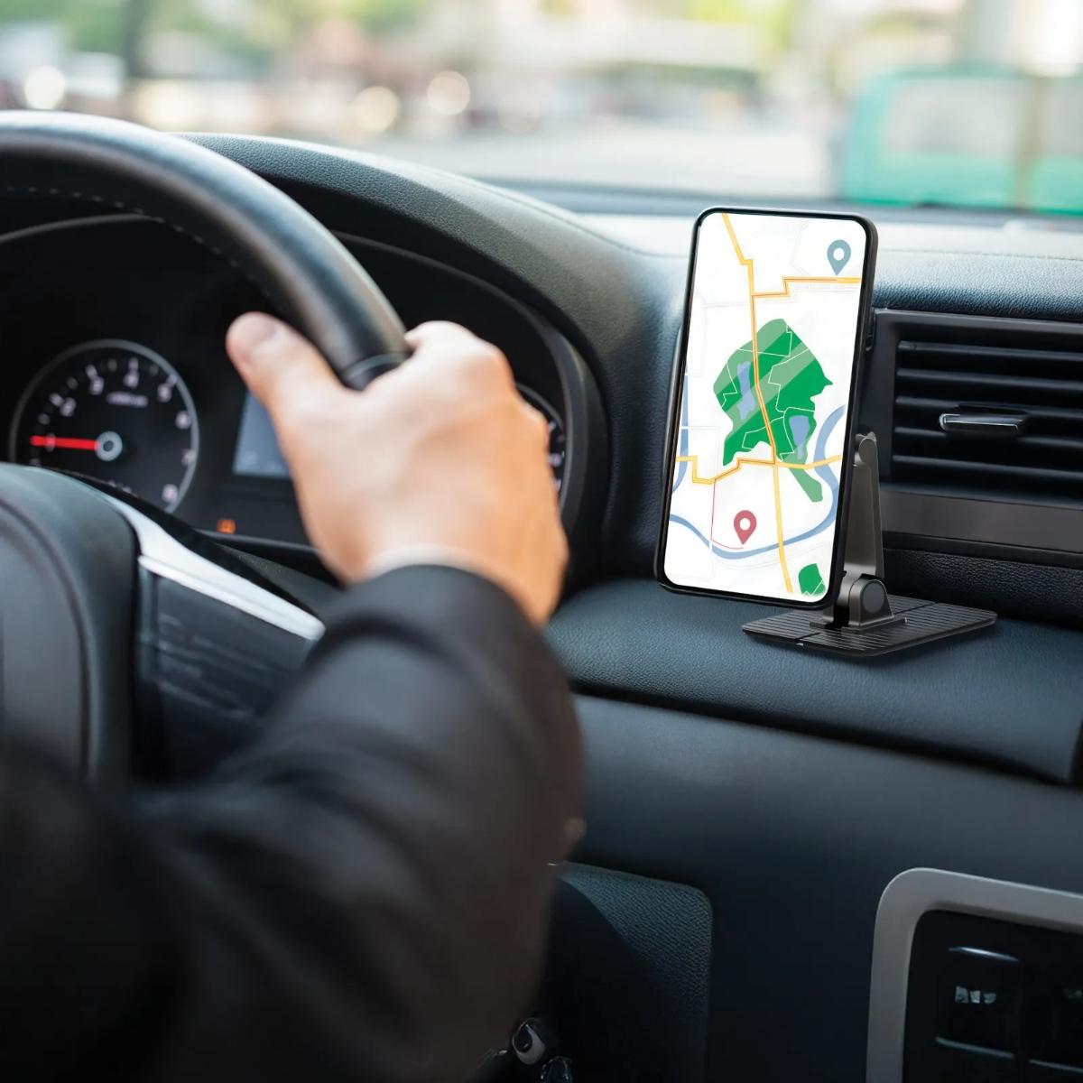 Green Lion AERO MAG Car Phone Holder