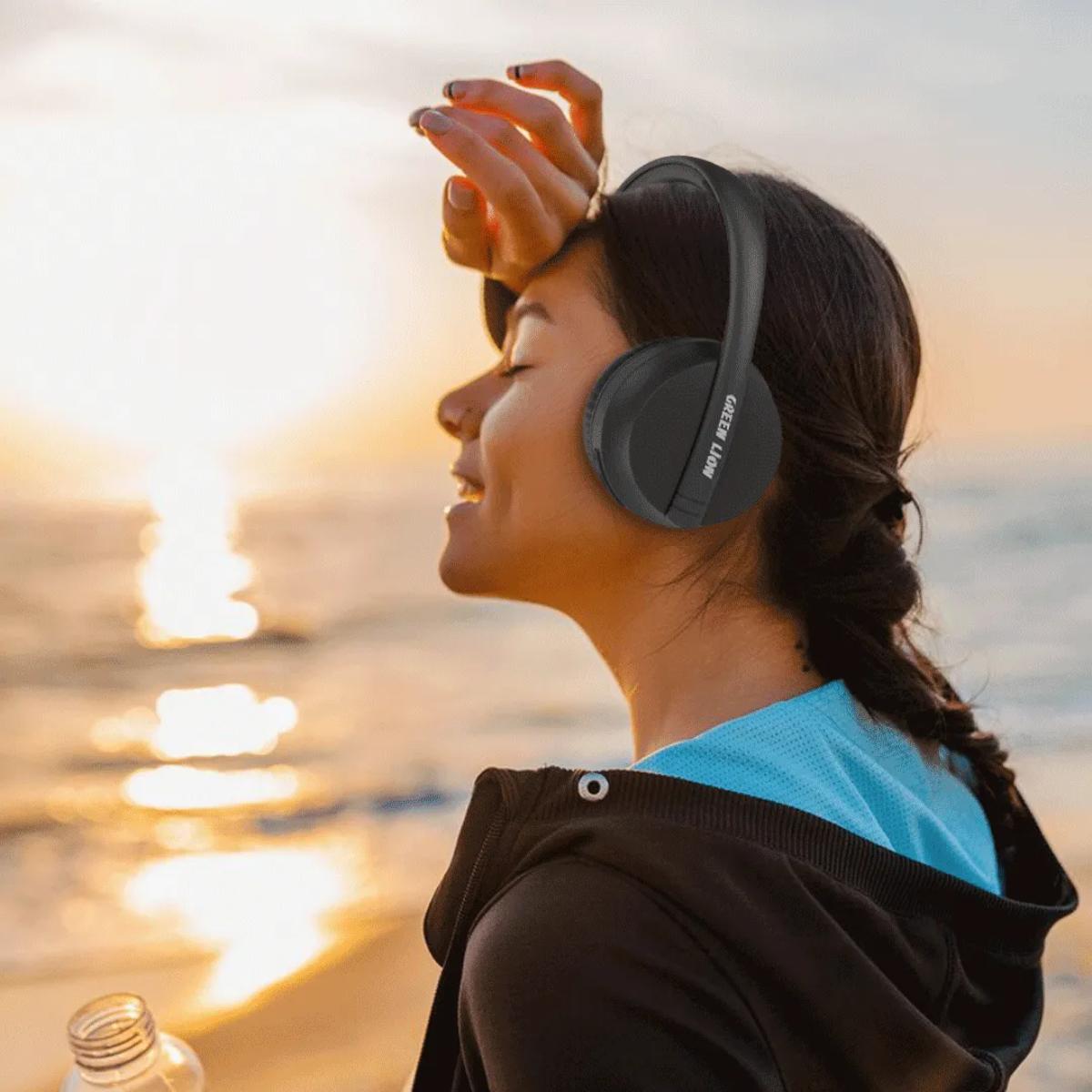 Green Lion Stamford Wireless Headphones