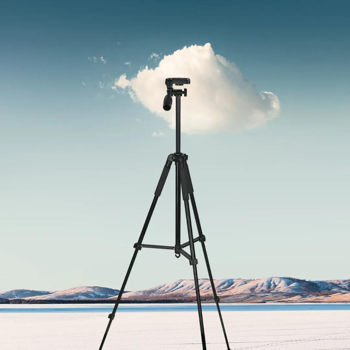 Green Lion GTP-150 Professional Aluminum Tripod (150cm)