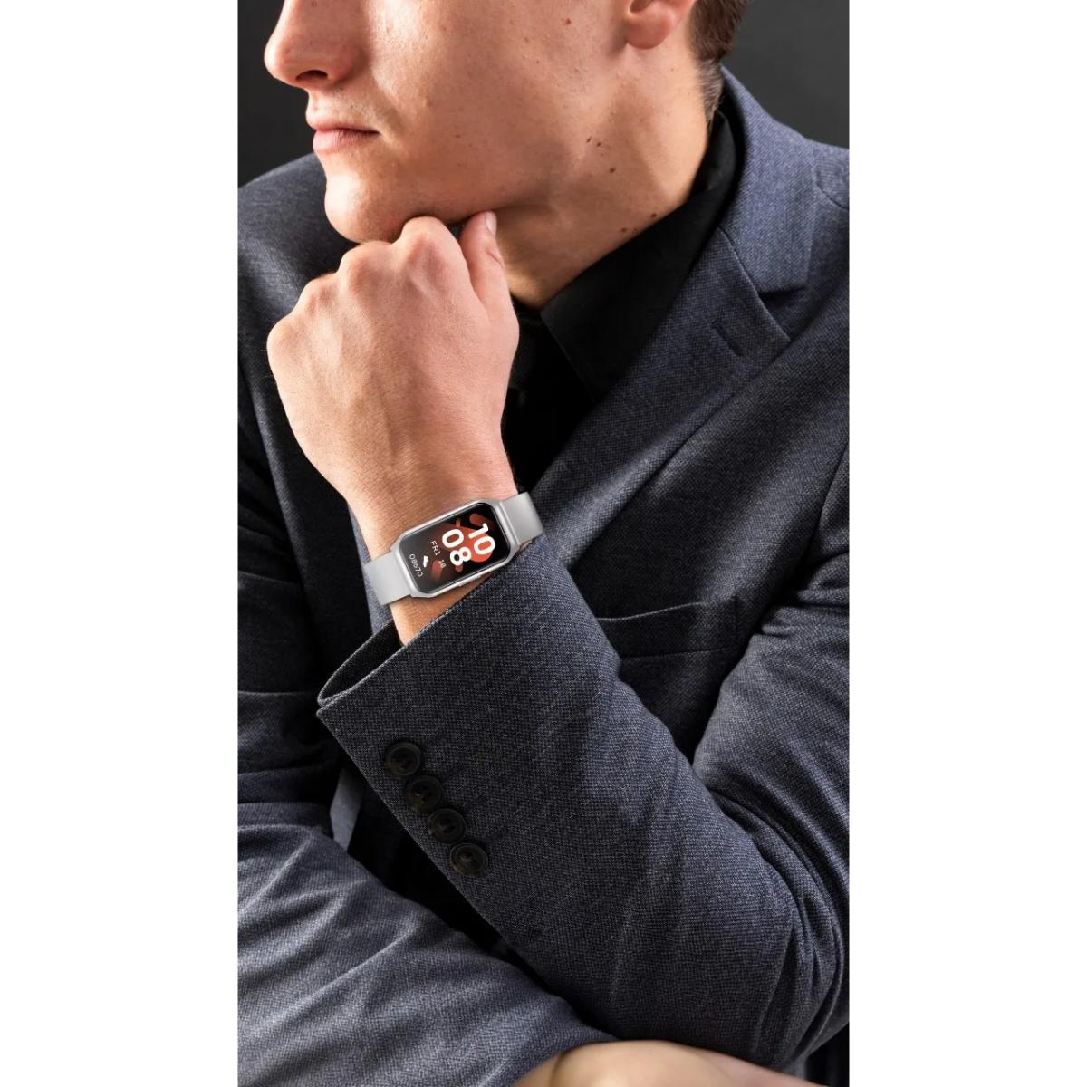 Green Lion Track Fit Smart Watch