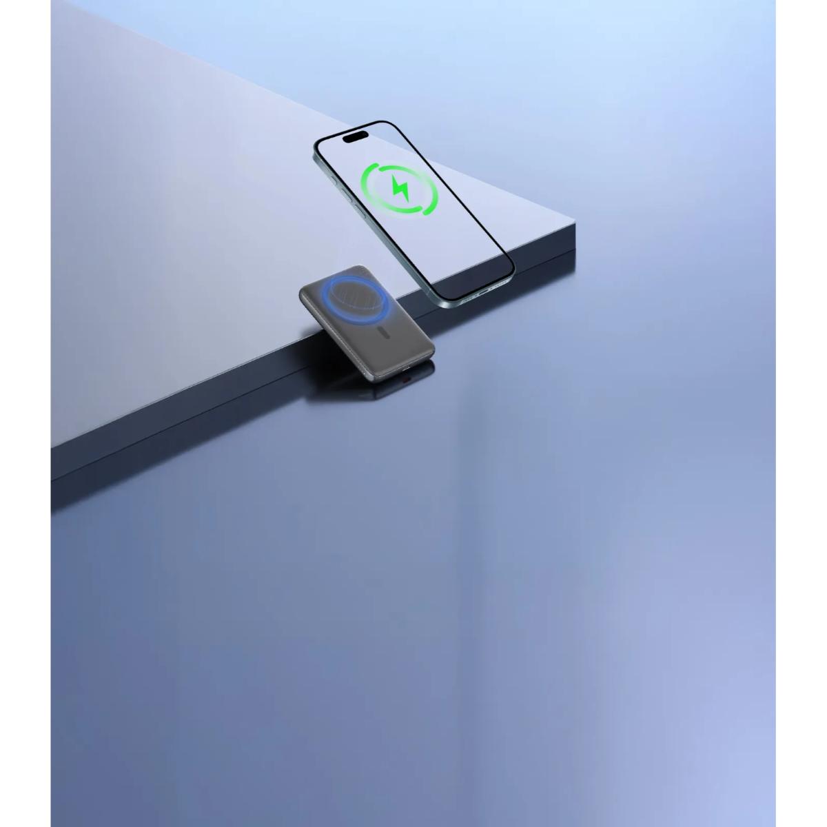 Green Lion Vetra 5000mAh Wireless MagSafe Power Bank