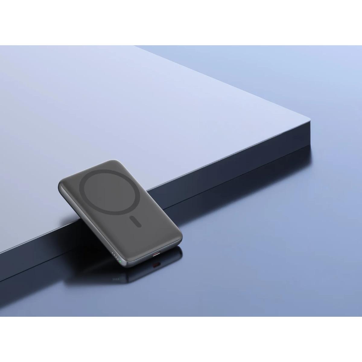 Green Lion Vetra 5000mAh Wireless MagSafe Power Bank