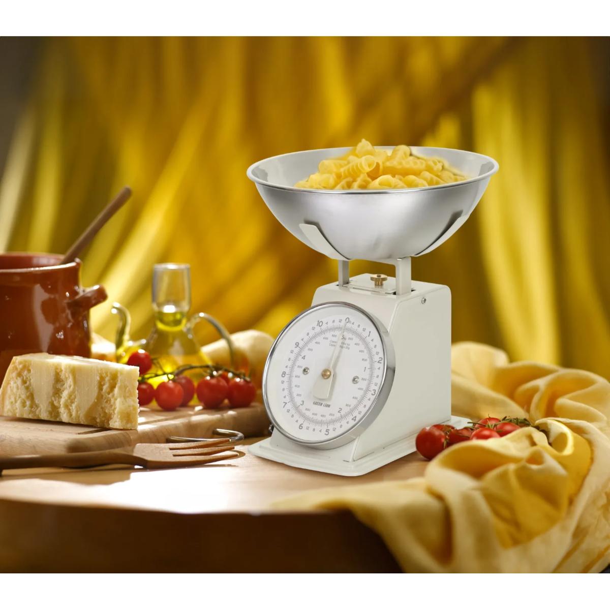 Green Lion Vintage Kitchen Scale