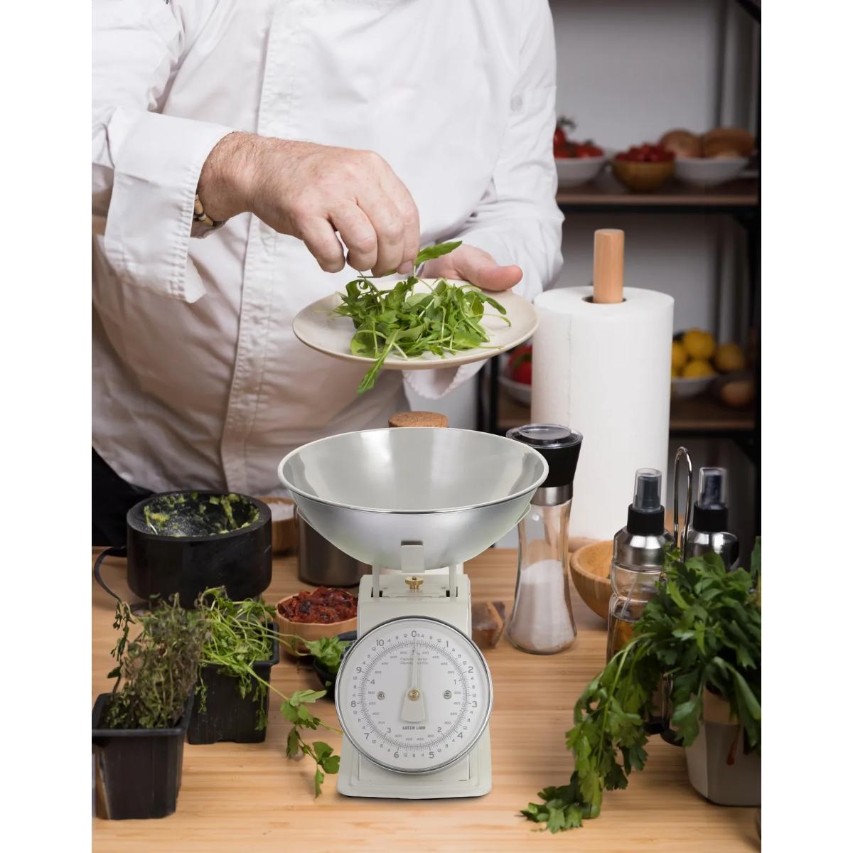 Green Lion Vintage Kitchen Scale