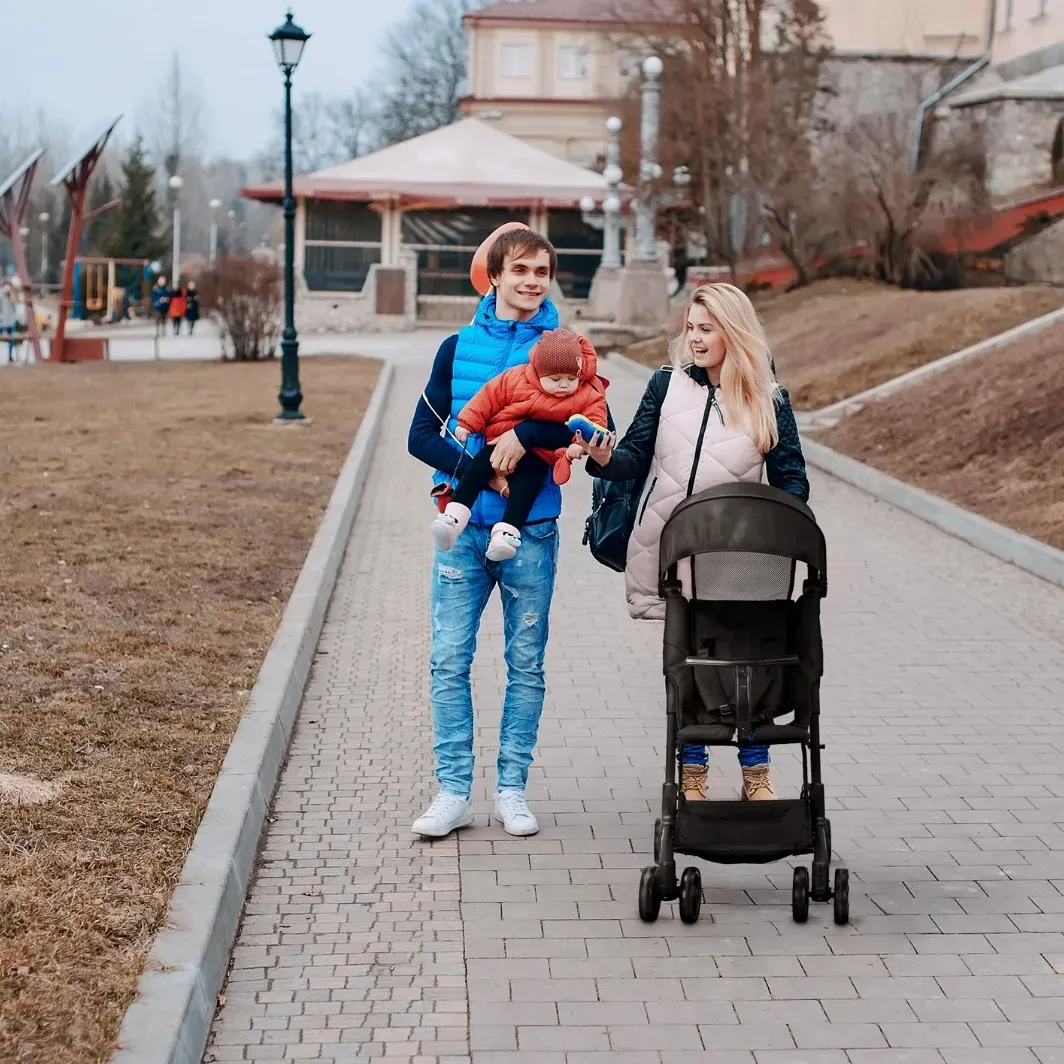 Lia Baby Stroller by Greenlion