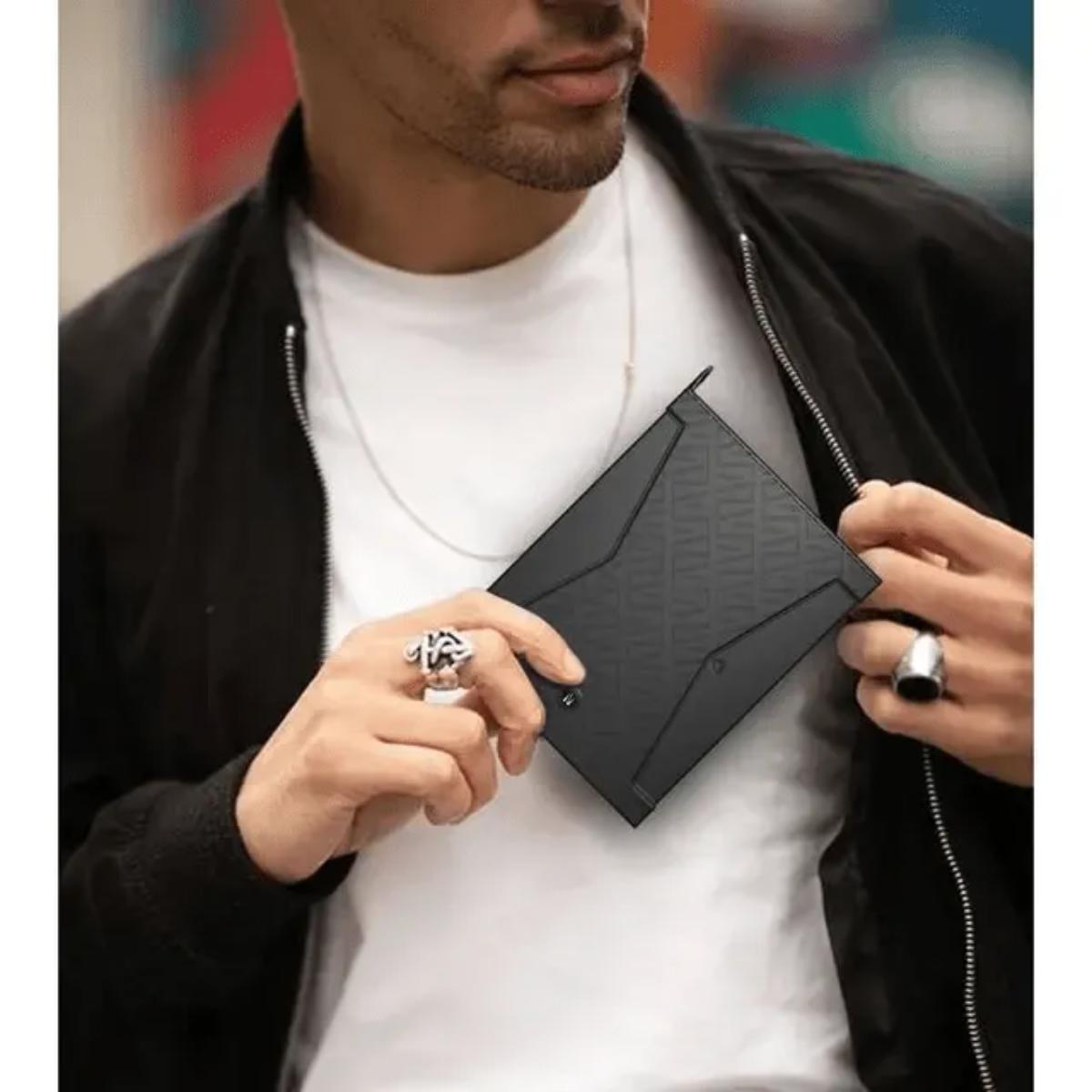 Levelo Offshore Passport Holder Leather Case