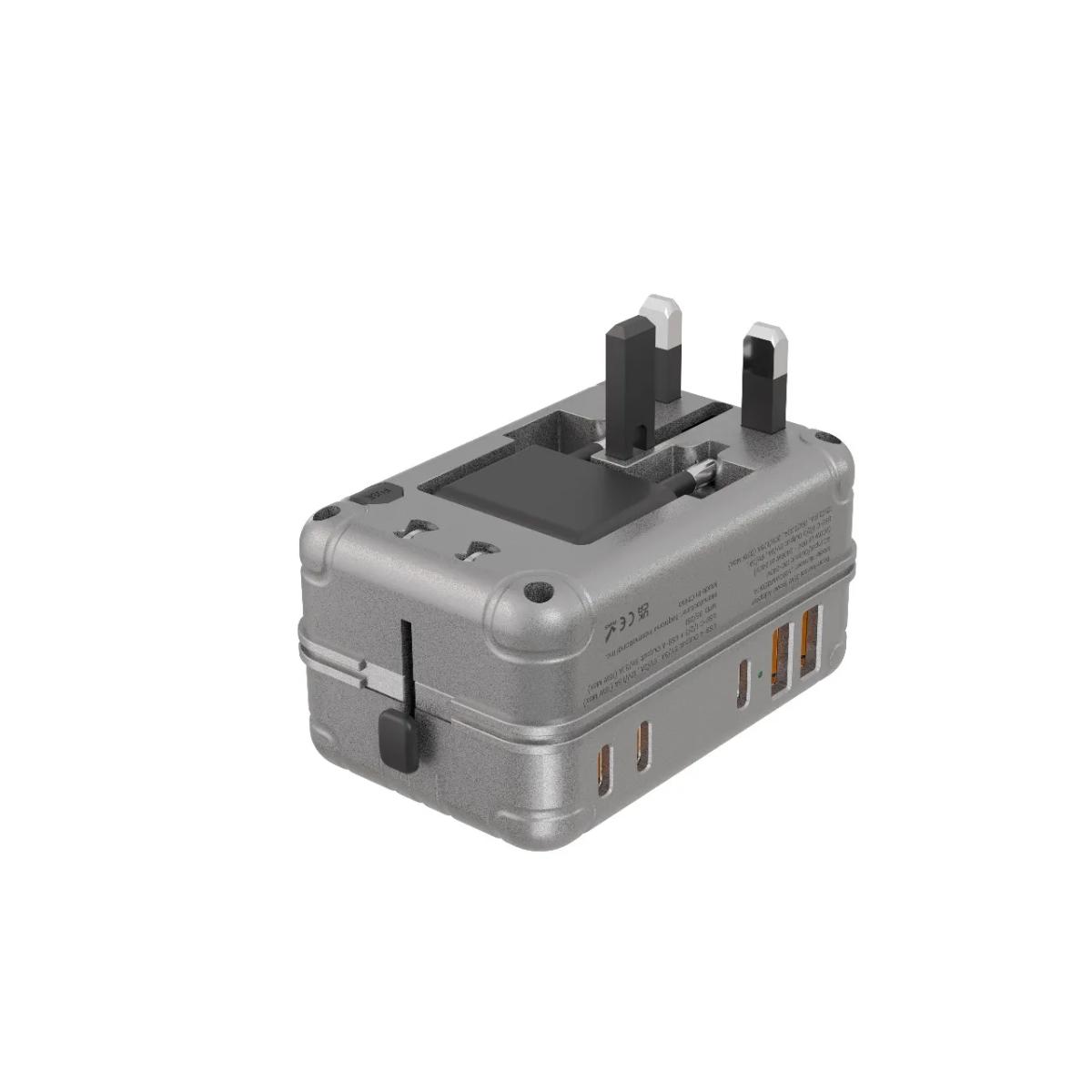 Levelo Roamiversal 2400W Travel Adapter
