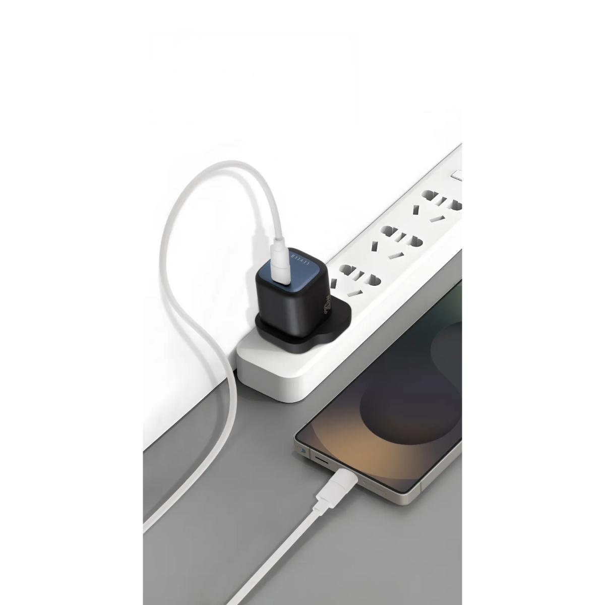 Levelo Vero 20W GaN UK Adapter