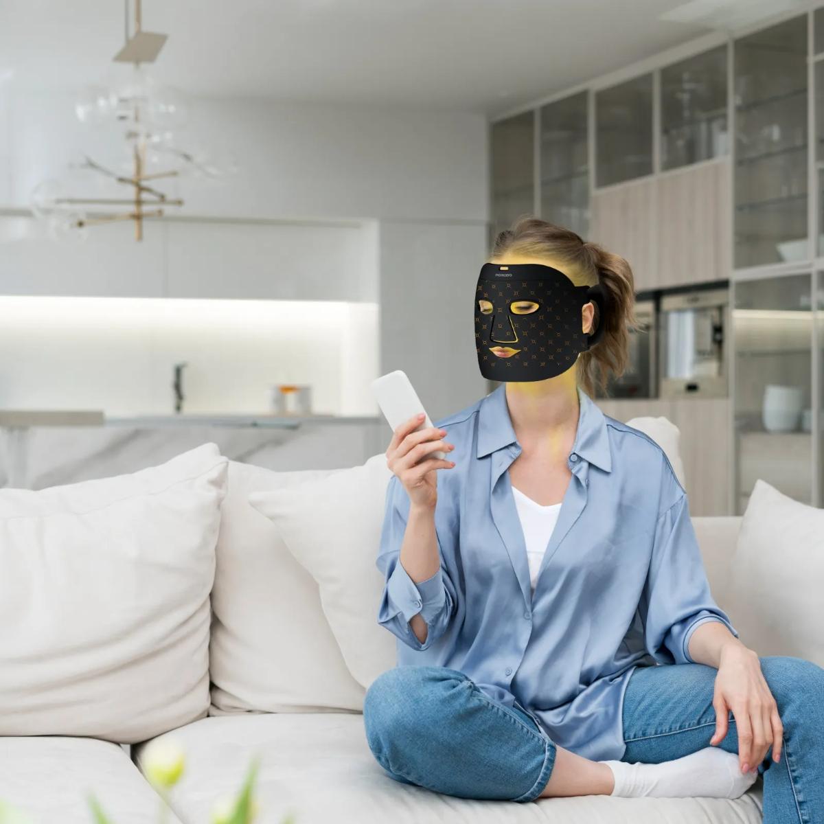 Porodo Lifestyle Red Light Therapy Face Mask