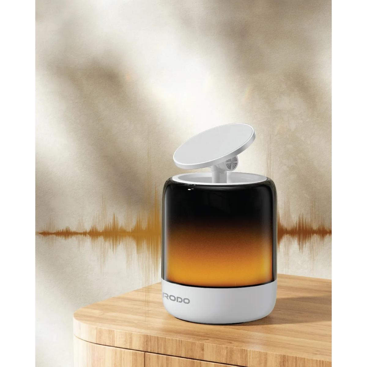 Porodo Syncglow Speaker & Phone Holder