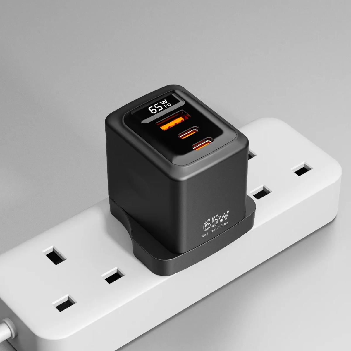 Porodo GaN 65W Multi-Port Wall Charger