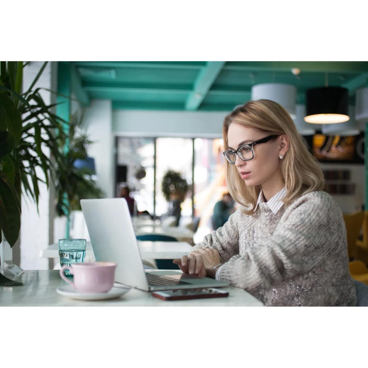 Porodo Lifestyle Perea Anti-Blue Light Glasses