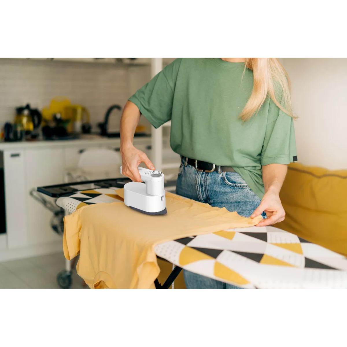 Porodo Lifestyle Heatpulse Portable Steam Iron