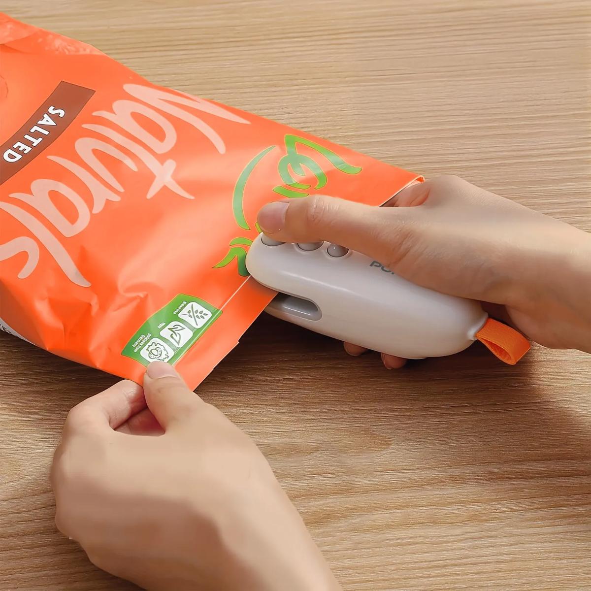 Porodo 2-in-1 Magnetic Mini Heat Sealer & Cutter
