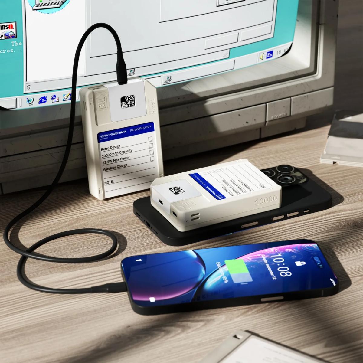 Powerology  Floppy Disk 10,000mAh  Power Bank