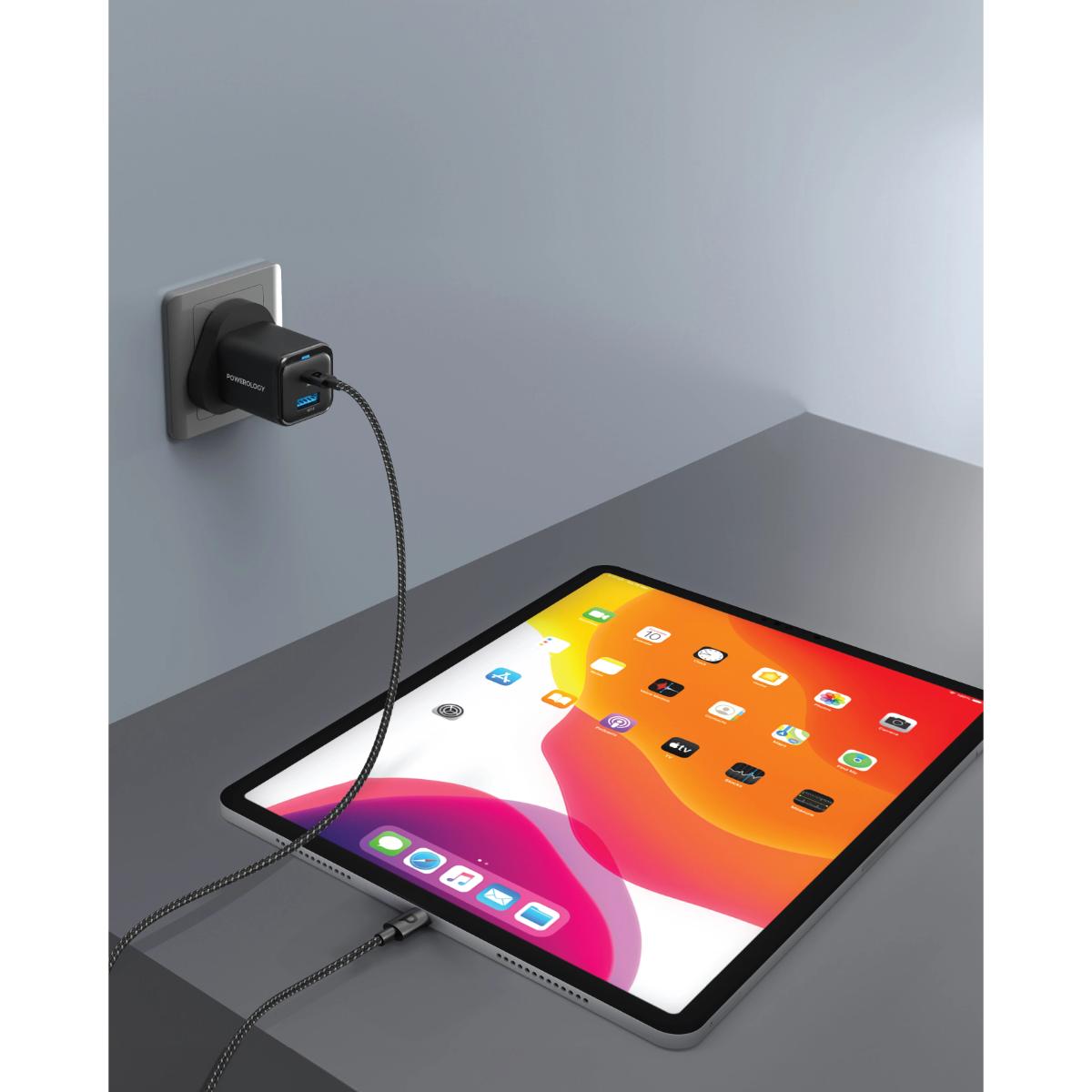 Powerology  Dual Port Compact Fast Charger + USB-C Cable