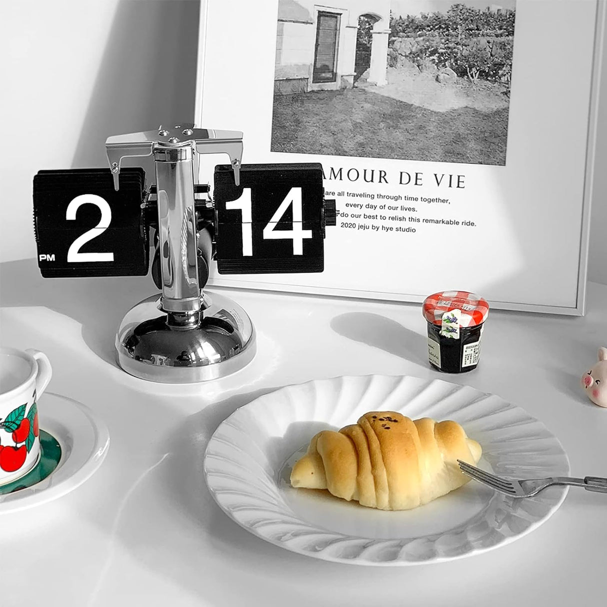 Retro Auto Flip Clock | Desk Clock | Tradeo Shopping