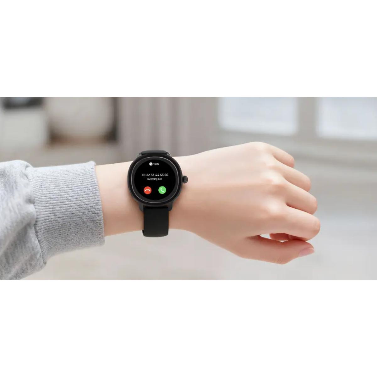 AMOLED Smartwatch with Bluetooth Calling